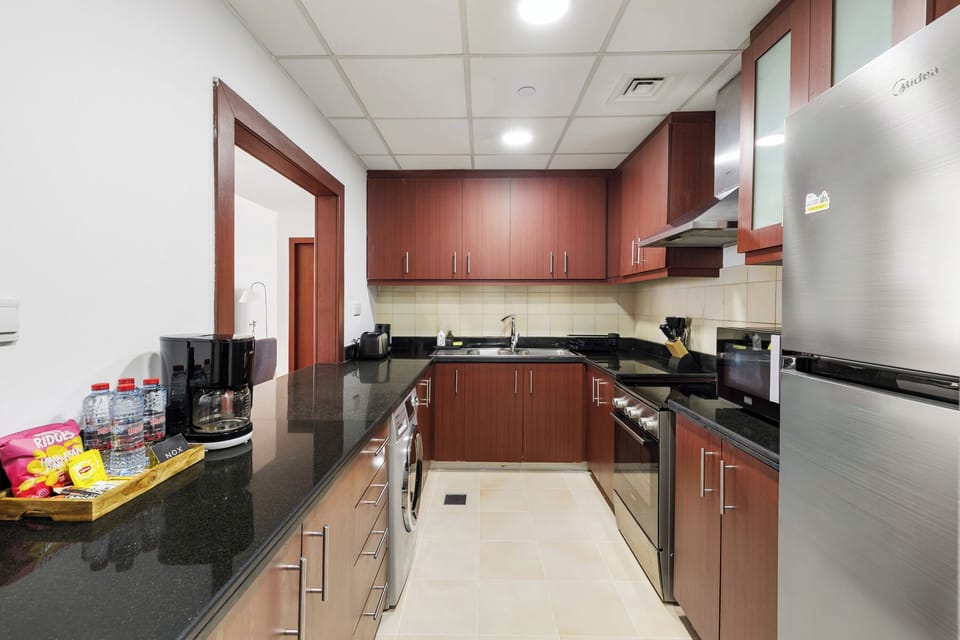 Deluxe Apartment, Balcony, Sea View | Private kitchen