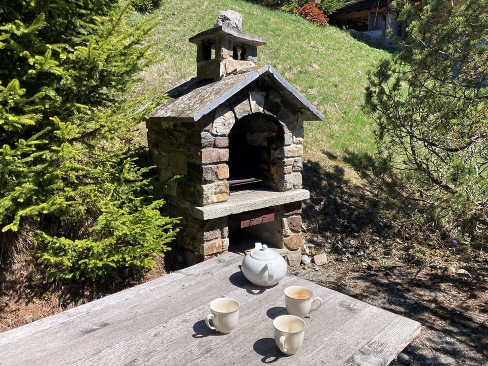 Wood, Rock, Stone Wall, Garden, Landscaping, Brick, Masonry Oven, Backyard, Outdoor Structure