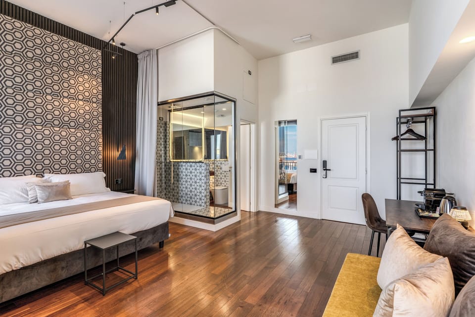 Superior Studio Suite, Sea View | Egyptian cotton sheets, premium bedding, down comforters