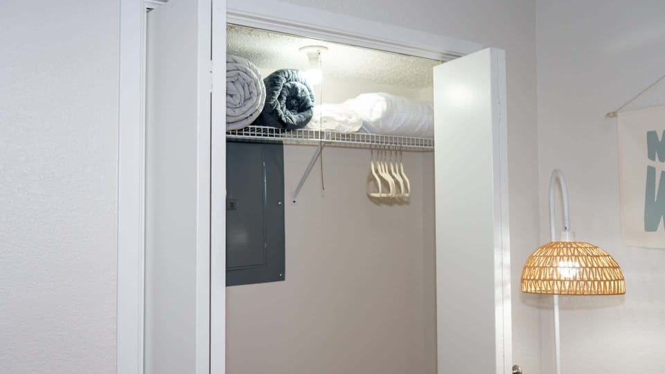 Apartment, 2 Bedrooms | Interior