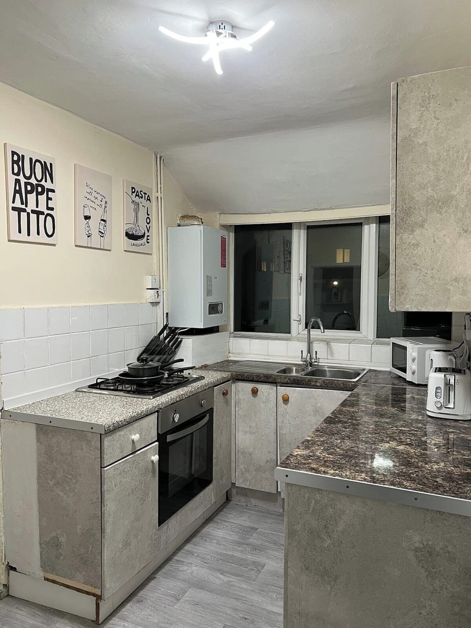 Private kitchen