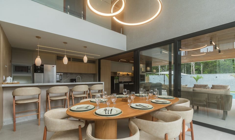 Basic Chalet | Dining