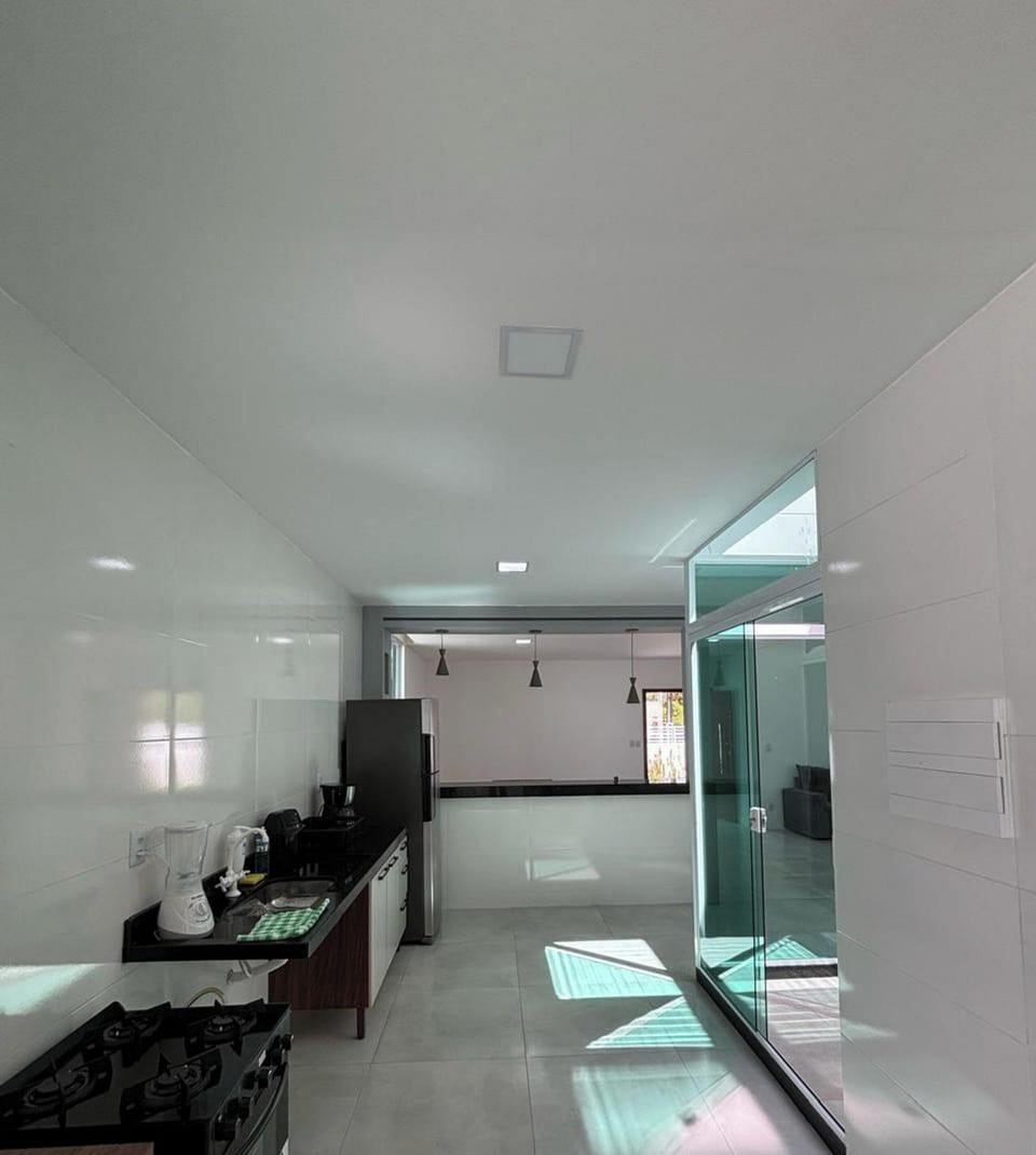 Deluxe House, Pool Access | Private kitchen | Fridge, microwave, cookware/dishes/utensils
