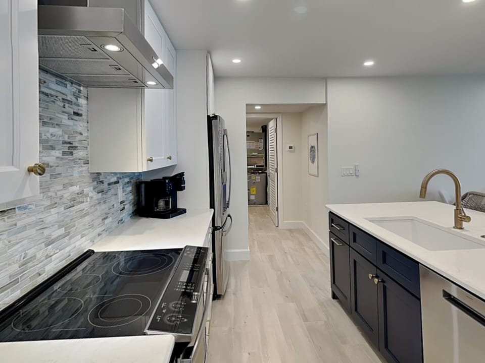 Kitchen - Stainless Steel Appliances