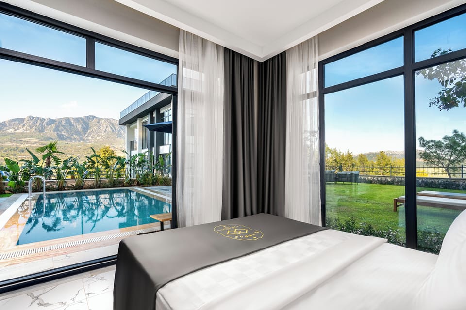 Premium Villa, Garden View | Free minibar, in-room safe, individually decorated