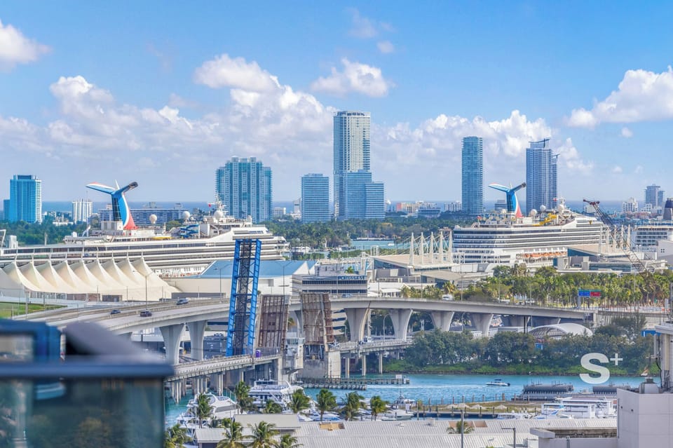 Condo, Balcony, City View | Miscellaneous