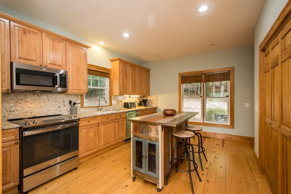 House | 3 bedrooms, high-speed internet