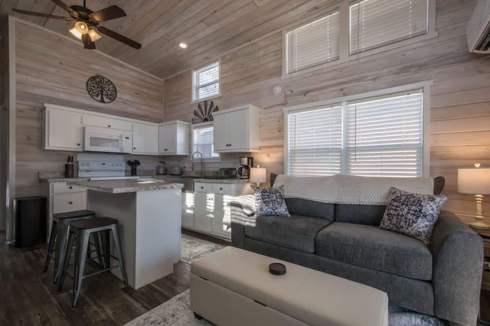 House | 1 bedroom