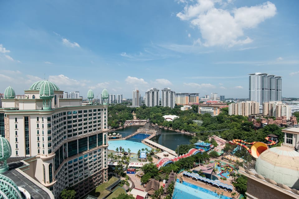 W Studio Resort Suites at Pyramid Tower Hotel in Subang Jaya