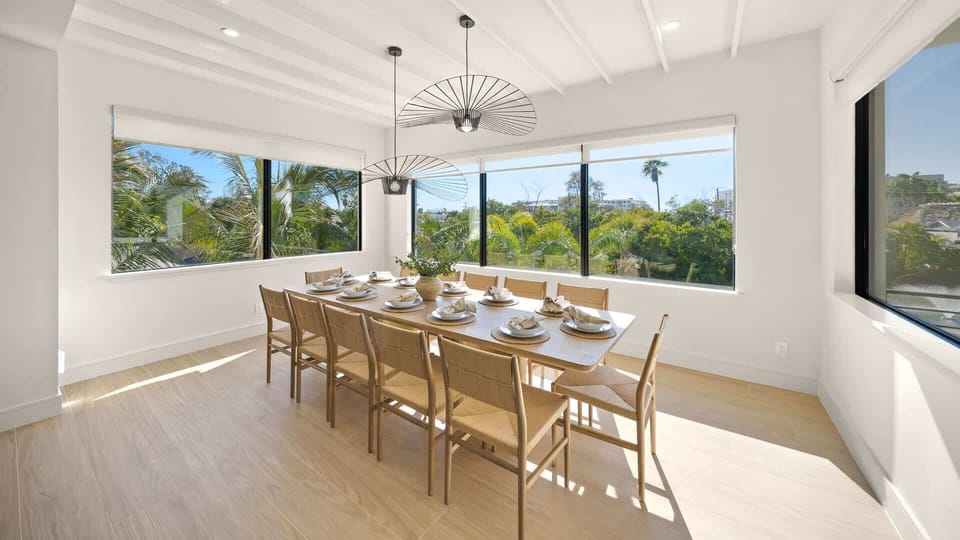 House A - Dining for 12