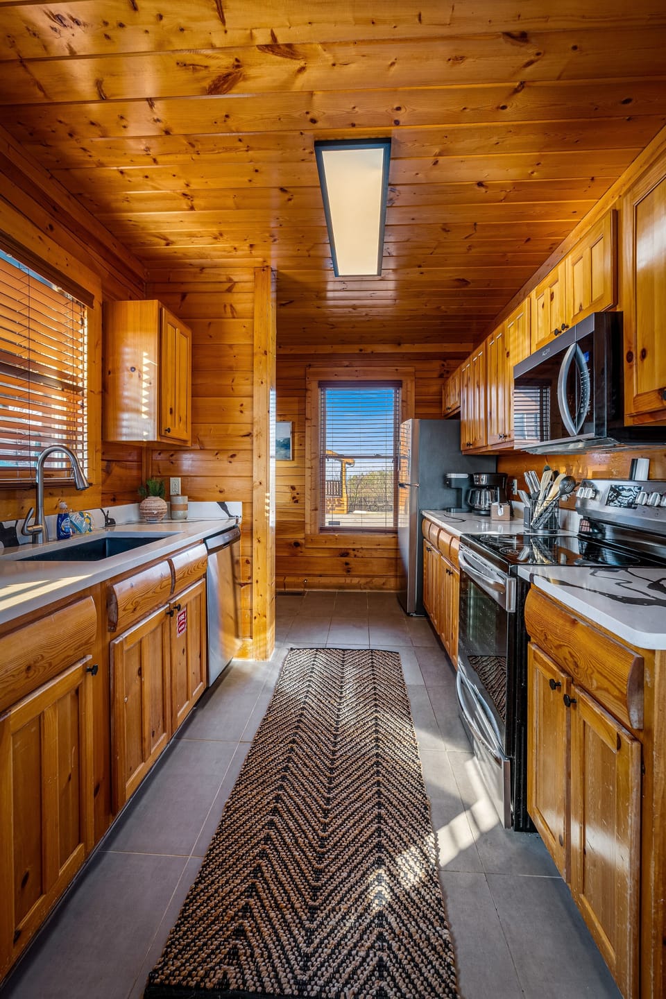 Fully stocked kitchen for all your cooking needs!
