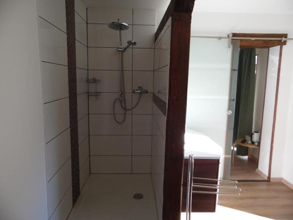Double Room, Balcony, Mountain View | Bathroom