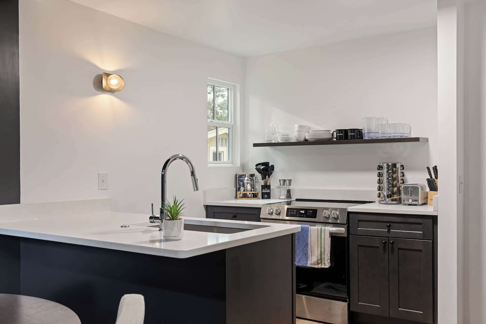 Fully equipped kitchen
