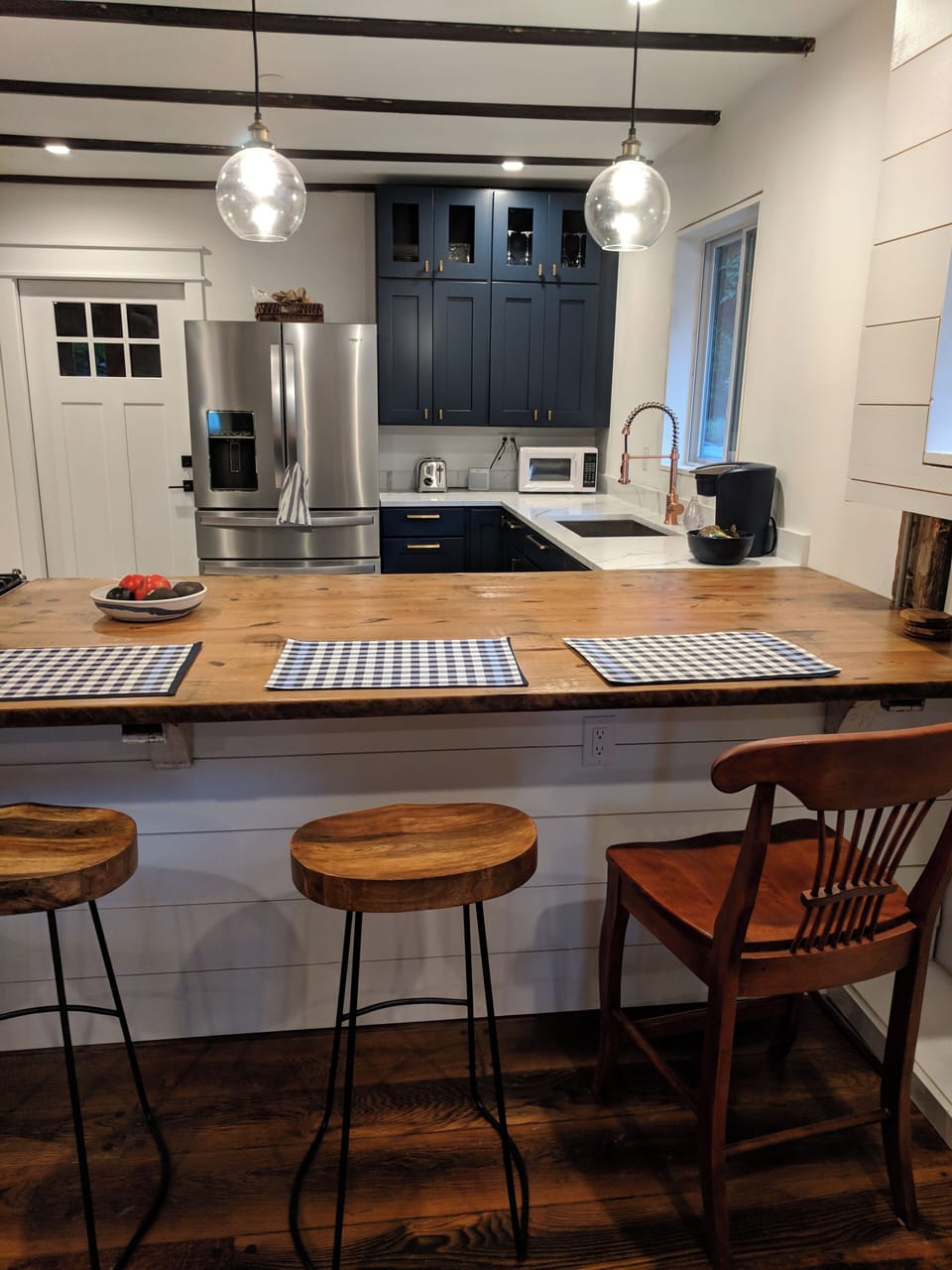 Romantic Duplex, 3 Bedrooms, Kitchen | Private kitchen | Coffee/tea maker, toaster, spices, cleaning supplies