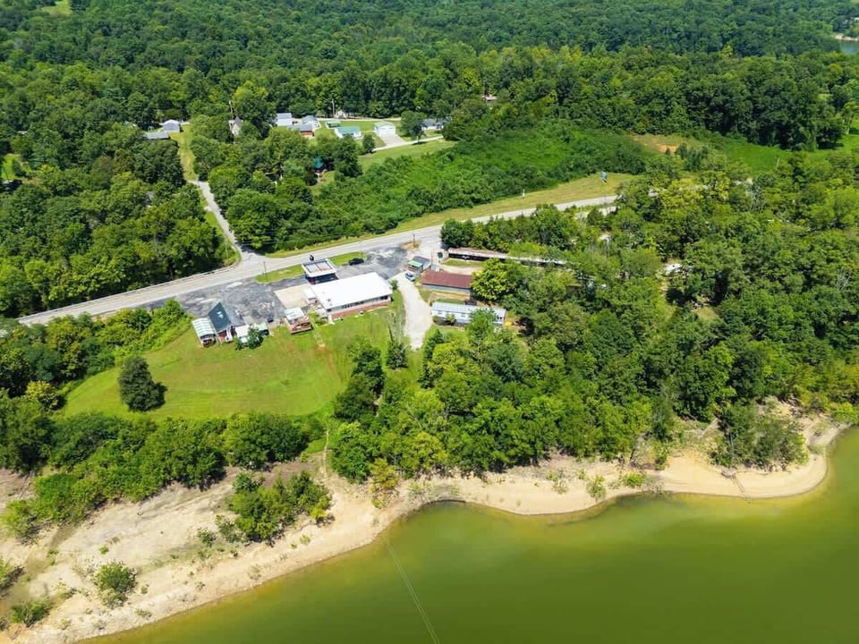 Location - Location - Location

Situated 1/2 mile from Northfork Boat Ramp and Recreation Area.  

Just minutes to hiking, shopping, dining, marinas, pontoon rental & local winery.
Please ask about all of the things to do at Rough River Lake.  