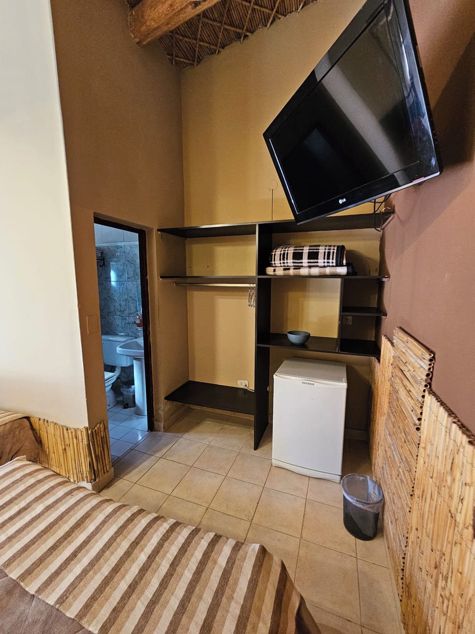 Double or Twin Room, Non Smoking, Courtyard View | Free WiFi, bed sheets