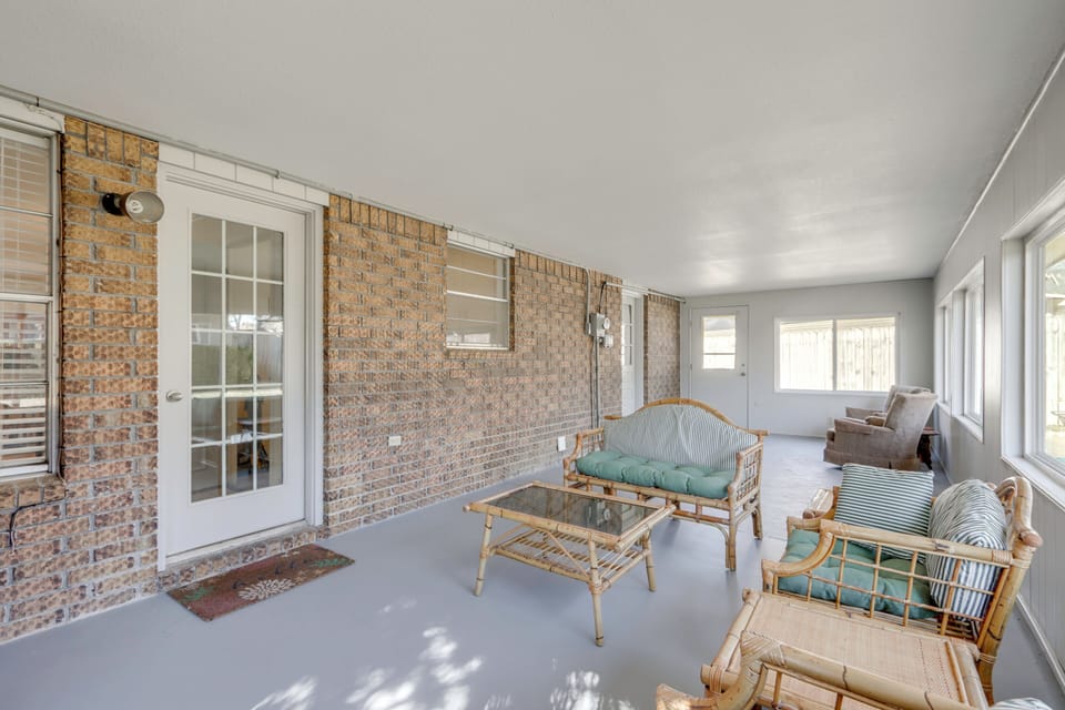 Furnished Sunroom