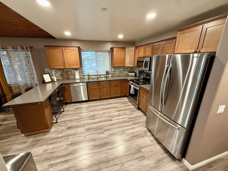 Full Kitchen