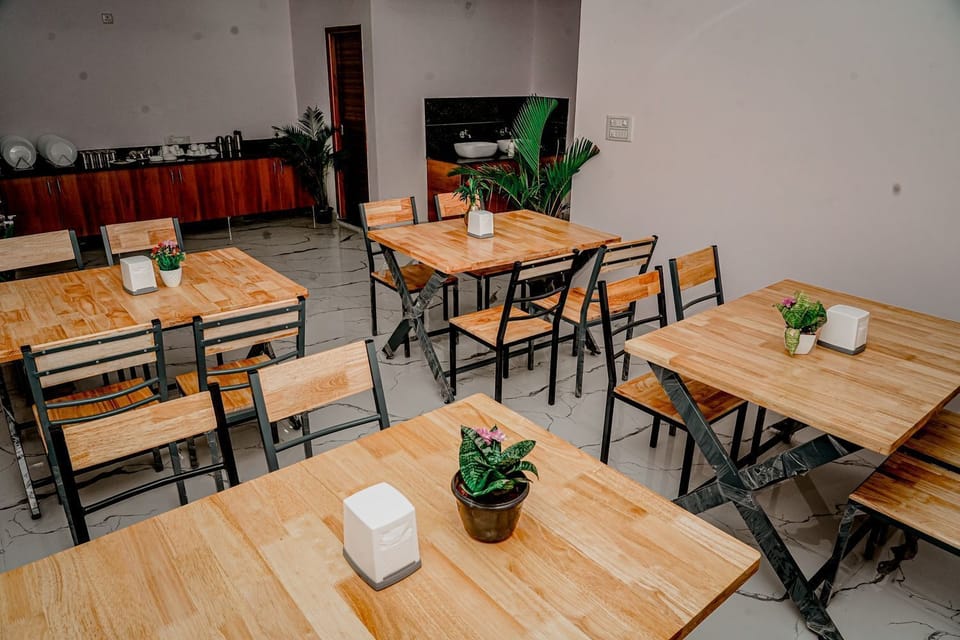 Double Room | Dining