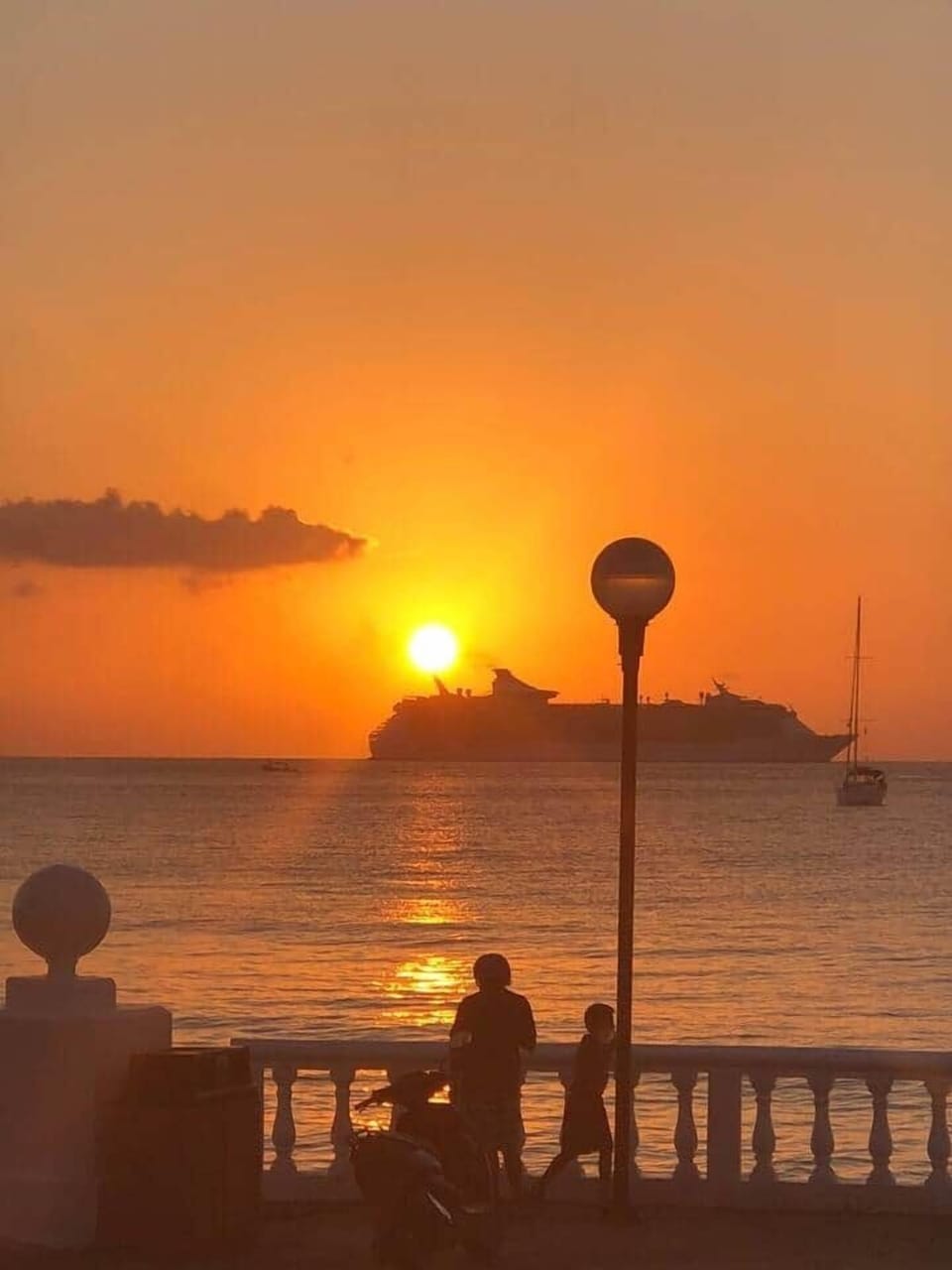 I never get tired of sunsets...