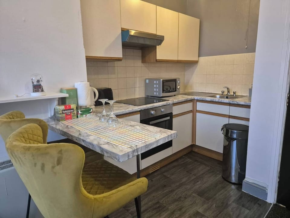 Apartment, 1 Bedroom, Fireplace | Interior