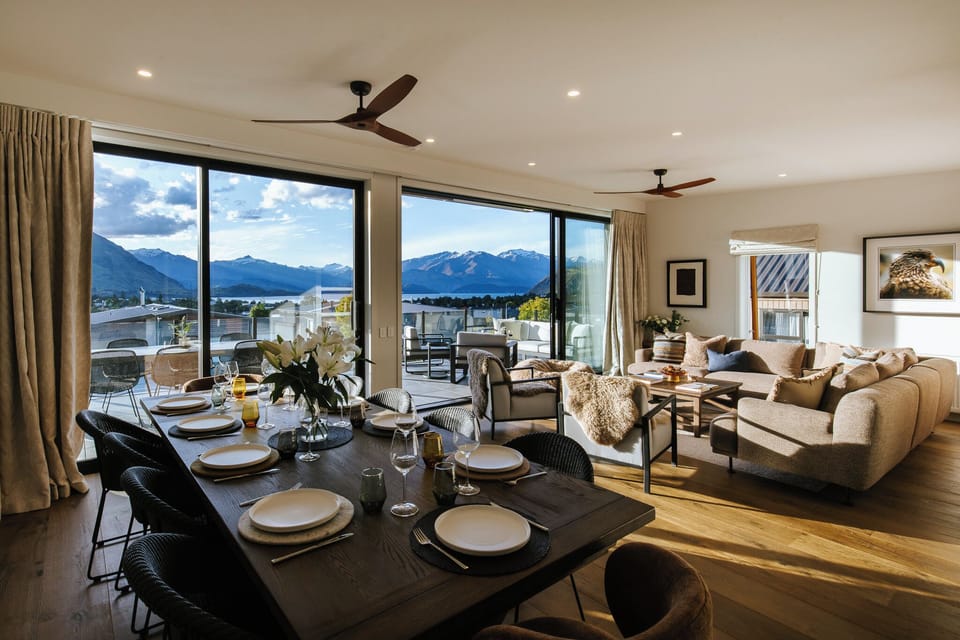 House, Lake View | Living area | TV
