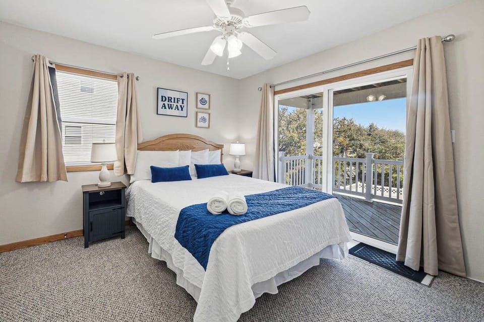 Mid-Level Queen Bedroom with Deck Access