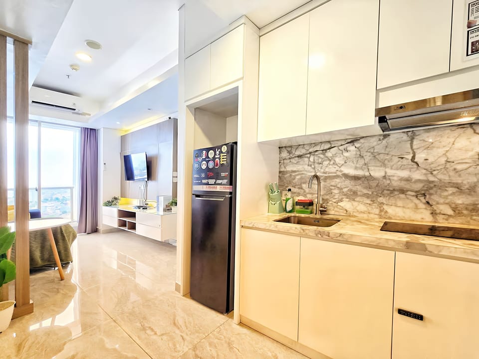 Apartment, 2 Bedrooms, City View | Private kitchen | Fridge, stovetop, cookware/dishes/utensils