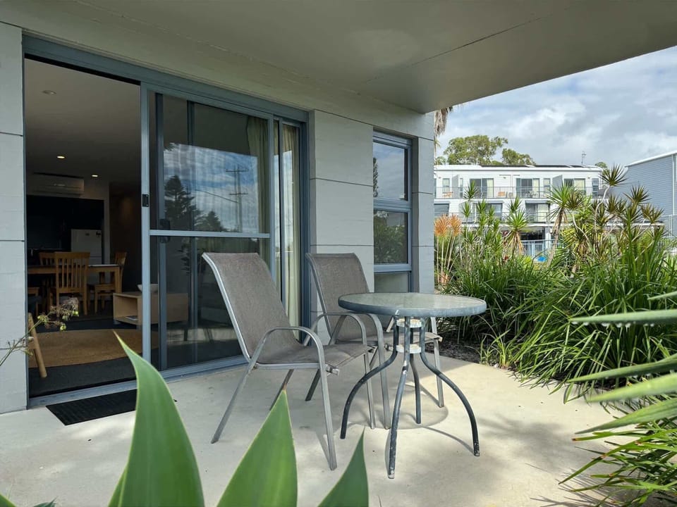Outdoor Seating
