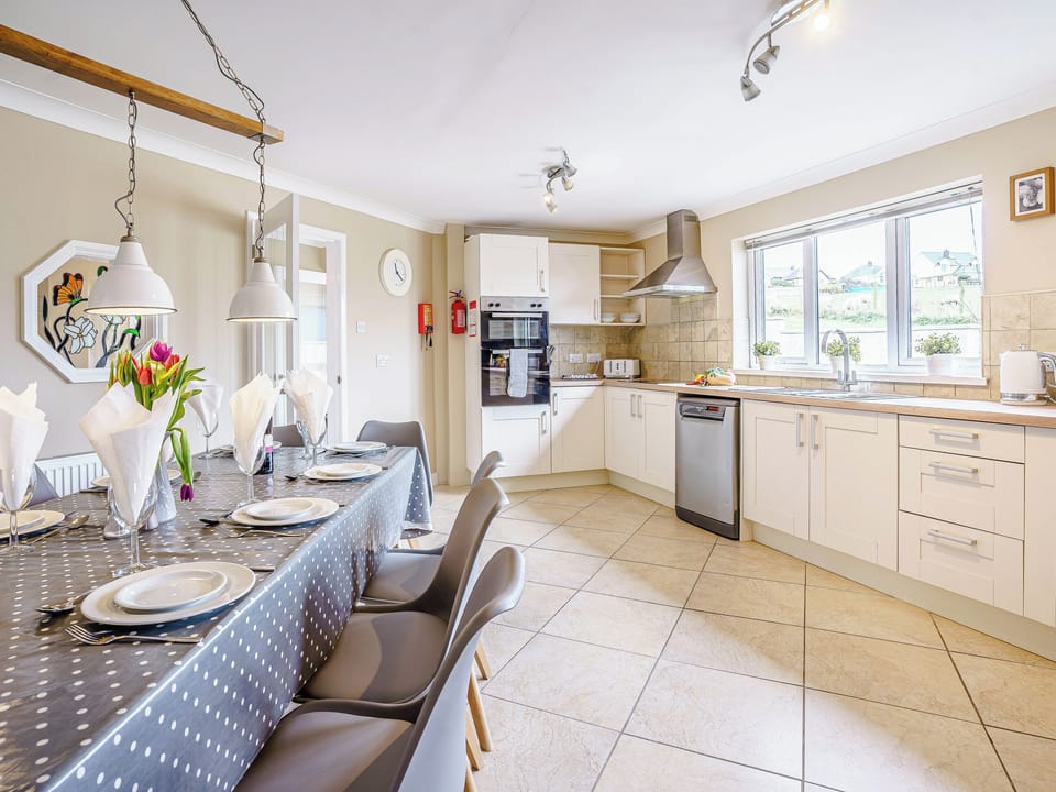 Kitchen/diner | Hafdir - Gwbert Holiday Cottages, Gwbert, near Cardigan