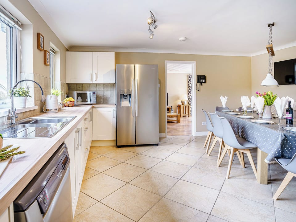 Kitchen/diner | Hafdir - Gwbert Holiday Cottages, Gwbert, near Cardigan