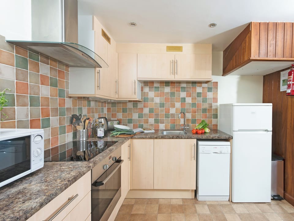 Kitchen area | Virginia Cottage - East Dunley Cottages, Bovey Tracey