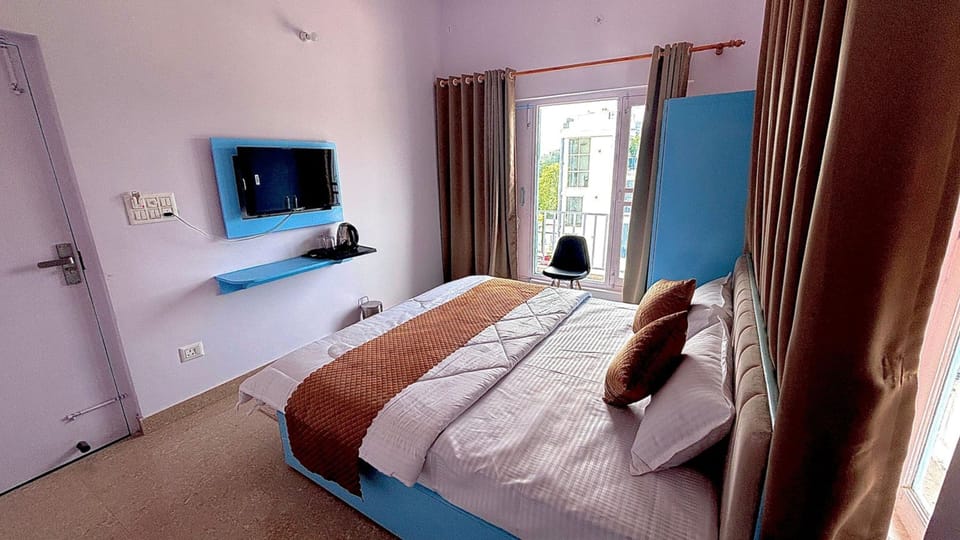 Deluxe Room | Free WiFi, bed sheets