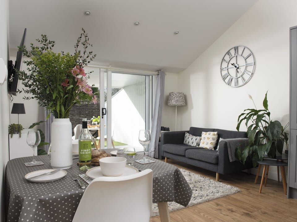 Open plan living space | Hazel - Little Dunley Cottages, Bovey Tracey