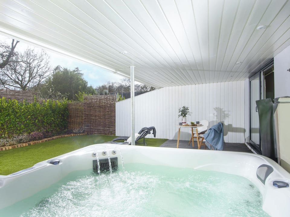 Hot tub | Maple - Little Dunley Cottages, Bovey Tracey