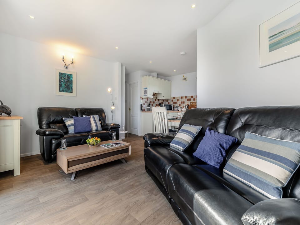 Living area | 10 Mount Brioni - Mount Brioni, Seaton