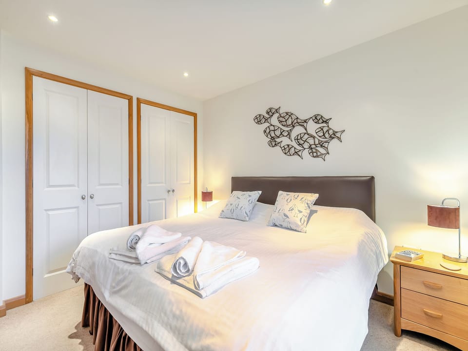 Double bedroom | 20 Mount Brioni - Mount Brioni, Seaton