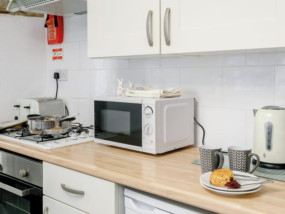 Kitchen | The Nook - Mill Farm Cottages, Chesterfield, Near Bakewell