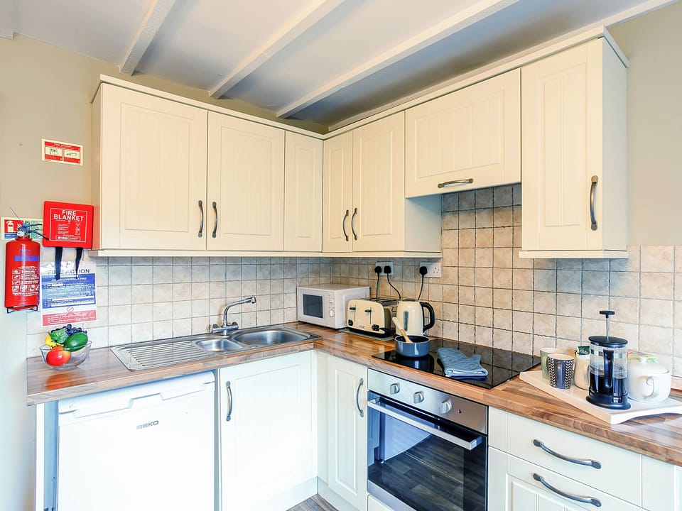 Open plan living space | Cherry Tree Cottage - Mill Farm Cottages, Barlow near Bakewell