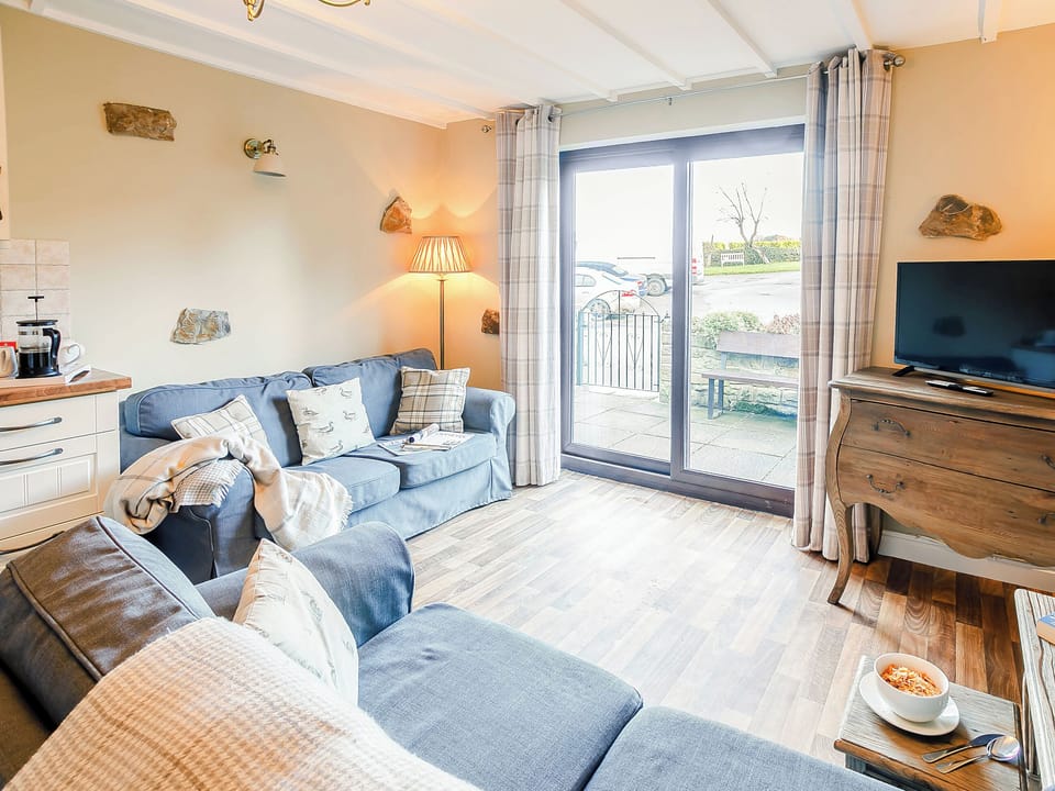 Open plan living space | Cherry Tree Cottage - Mill Farm Cottages, Chesterfield, Near Bakewell