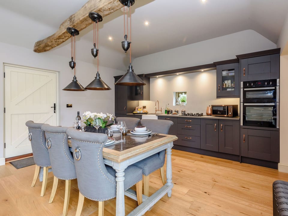 Light and airy dining space | Deer View Cottage - Salhouse Hall, Salhouse, near Norwich
