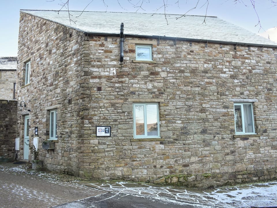 Exterior | Millstream - Alston Art Apartments , Alston