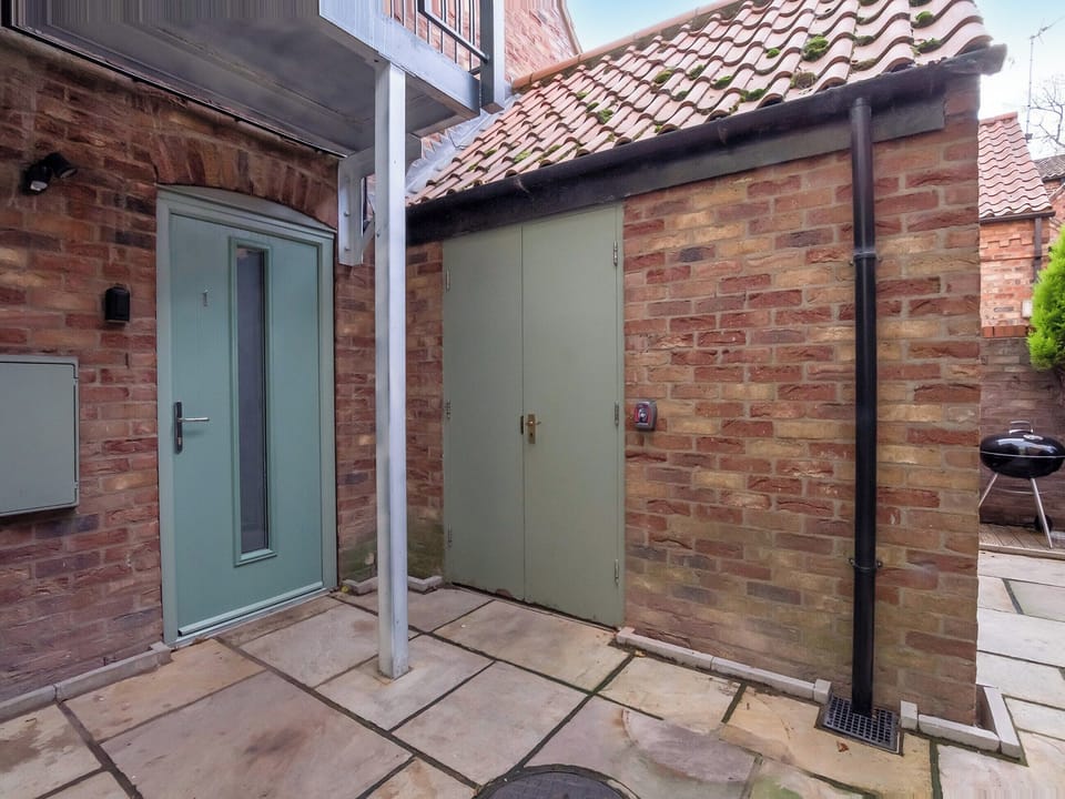 Exterior | Minsters Reach Apartment One - York Boutique Lets, York