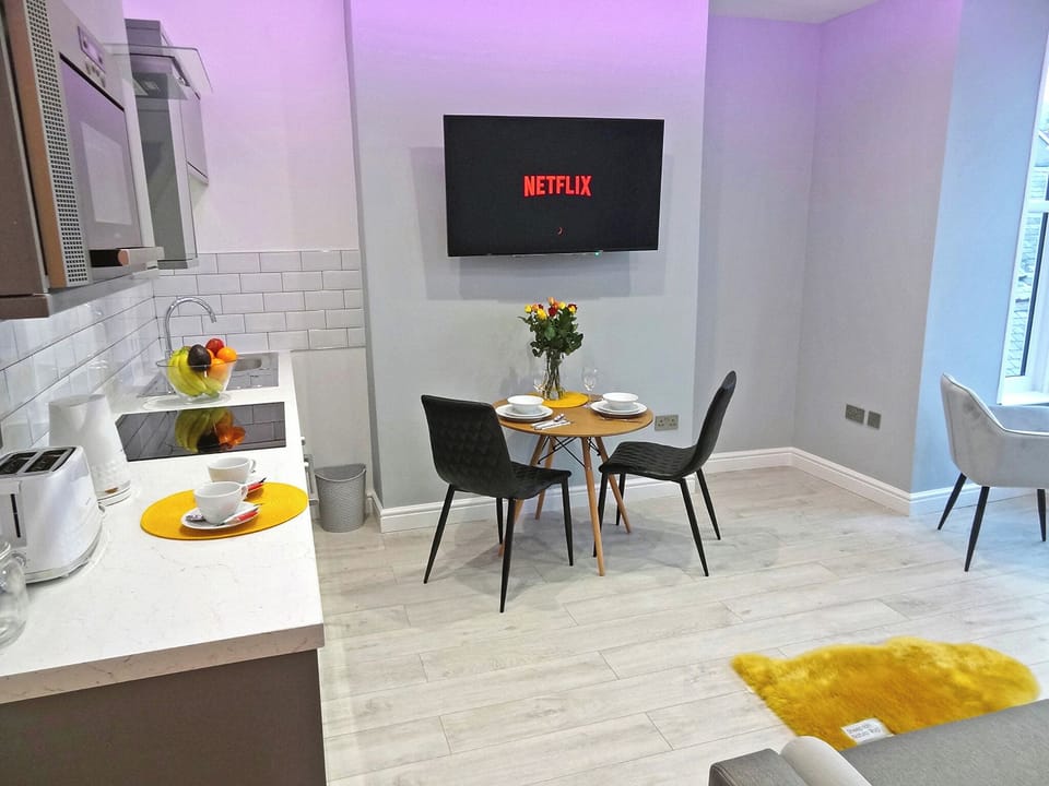 Open plan living space | Sea Nest - Seaside Llandudno, Llandudno