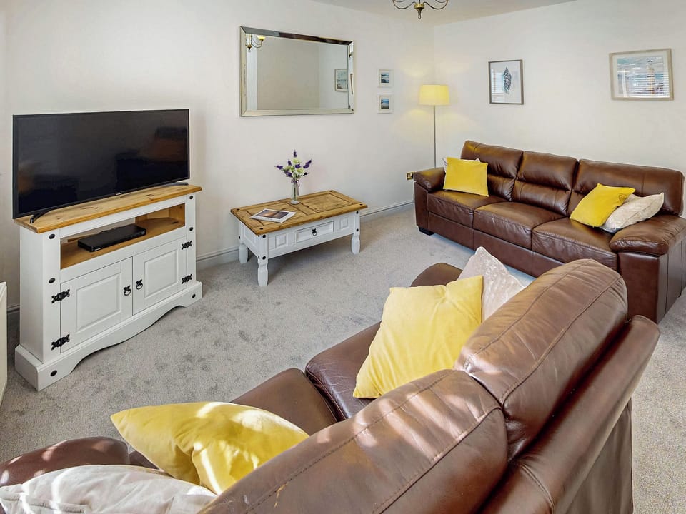 Living area | Ash Cottage - Graiglwyd Springs Holiday Cottages, Penmaenmawr, near Conwy