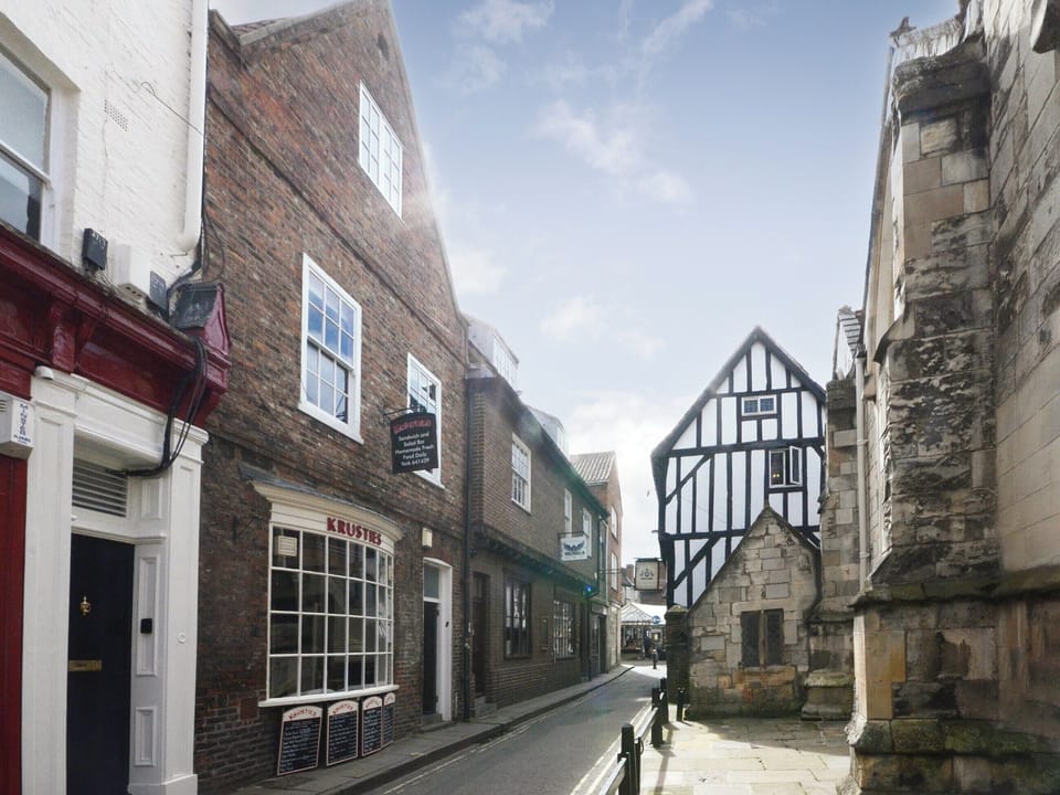 Exterior | Patricks Pool, York