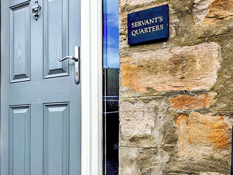 Exterior | Oakbank Servant&rsquo;s Quarters - Pitlochry Self Catering, Pitlochry