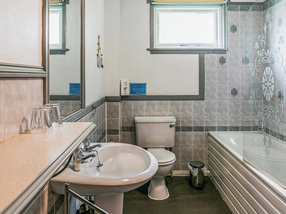 Bathroom | Lodge Three - Heatheryhaugh Lodges, Moffat