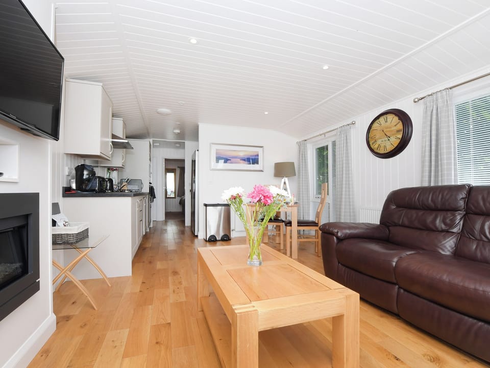Open plan living space | Clyde View, Langbank