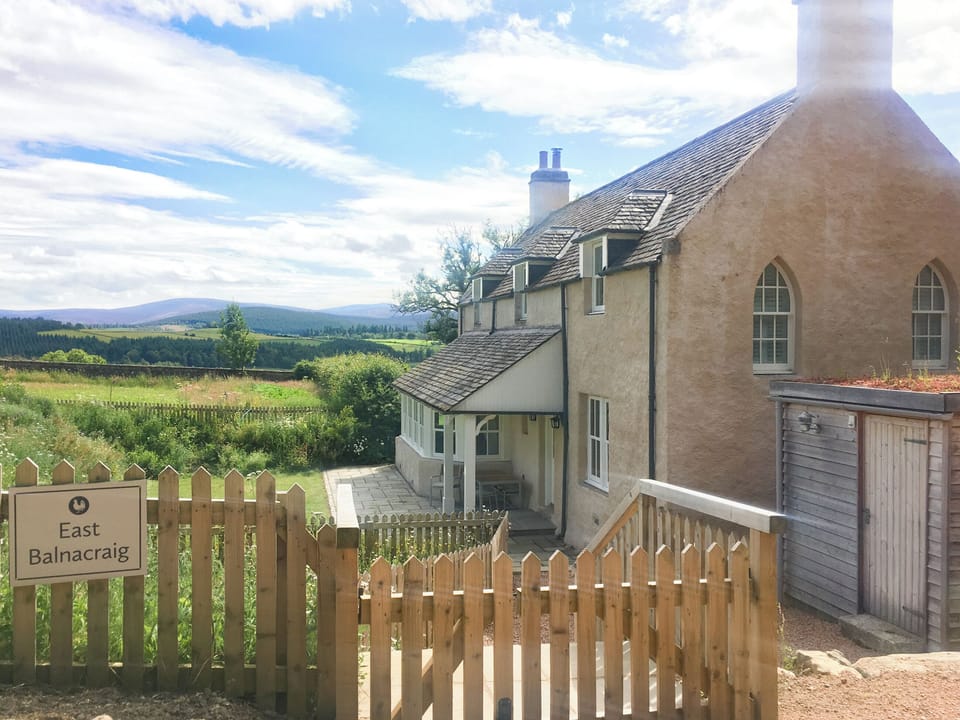 Exterior | East Balnacraig, Banchory